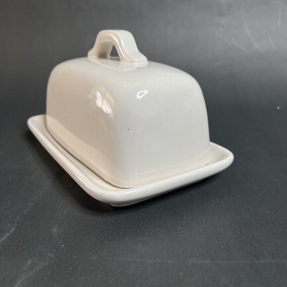 Rae Dunn, Artisan Collection, Covered Butter Dish, SPREAD Text,Ceramic,Farmhouse - Picture 8 of 14